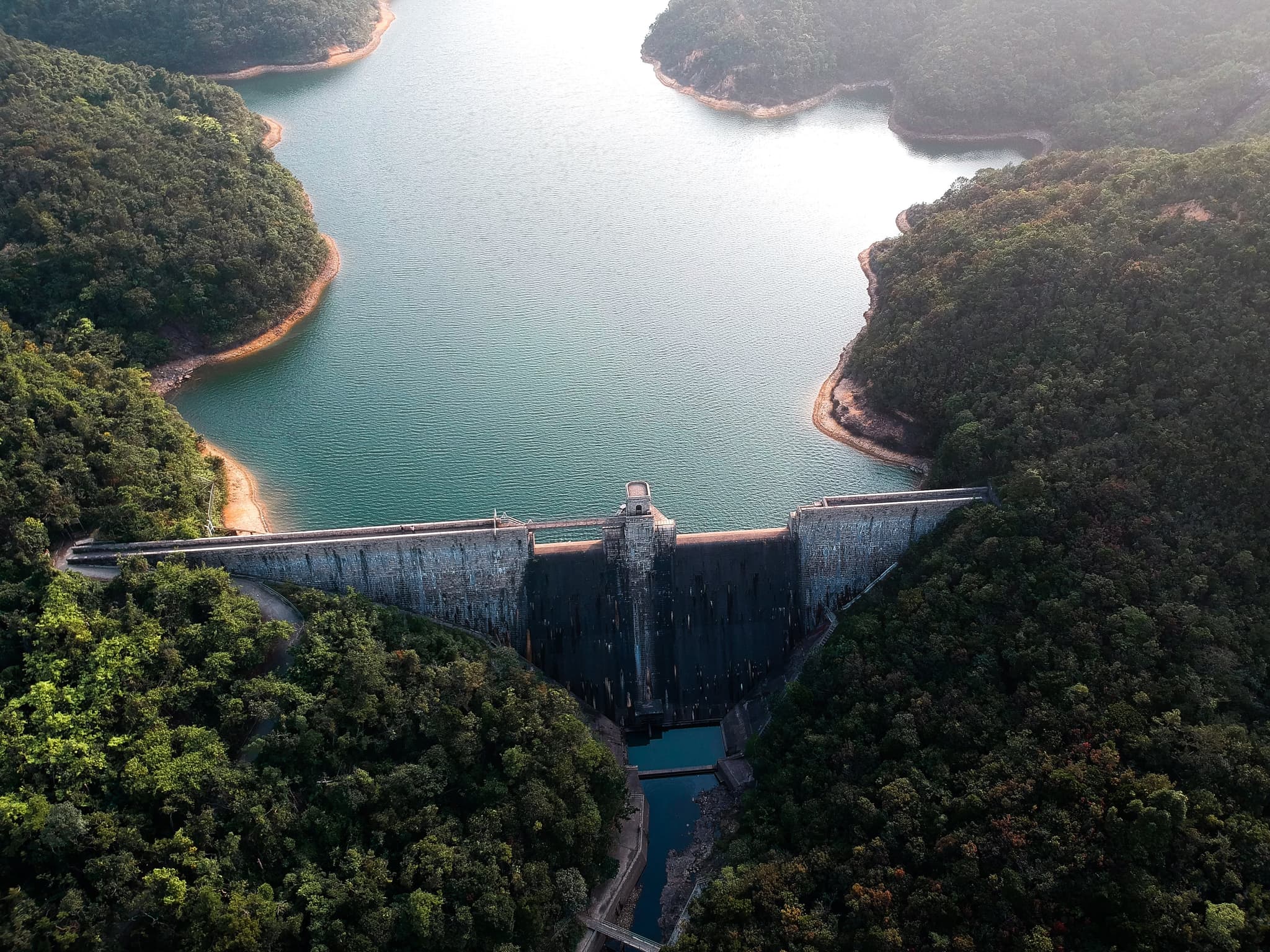 Monitoring Vibrations of Dams, Tailings & Storage Facilities